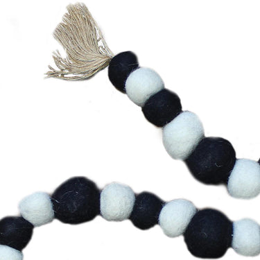 Buffalo Check Felt Garland Garland GR510011 - The Fox Decor